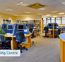 salle informatique école de langues hilderstone