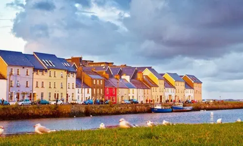 maisons colorees sejour linguistique galway