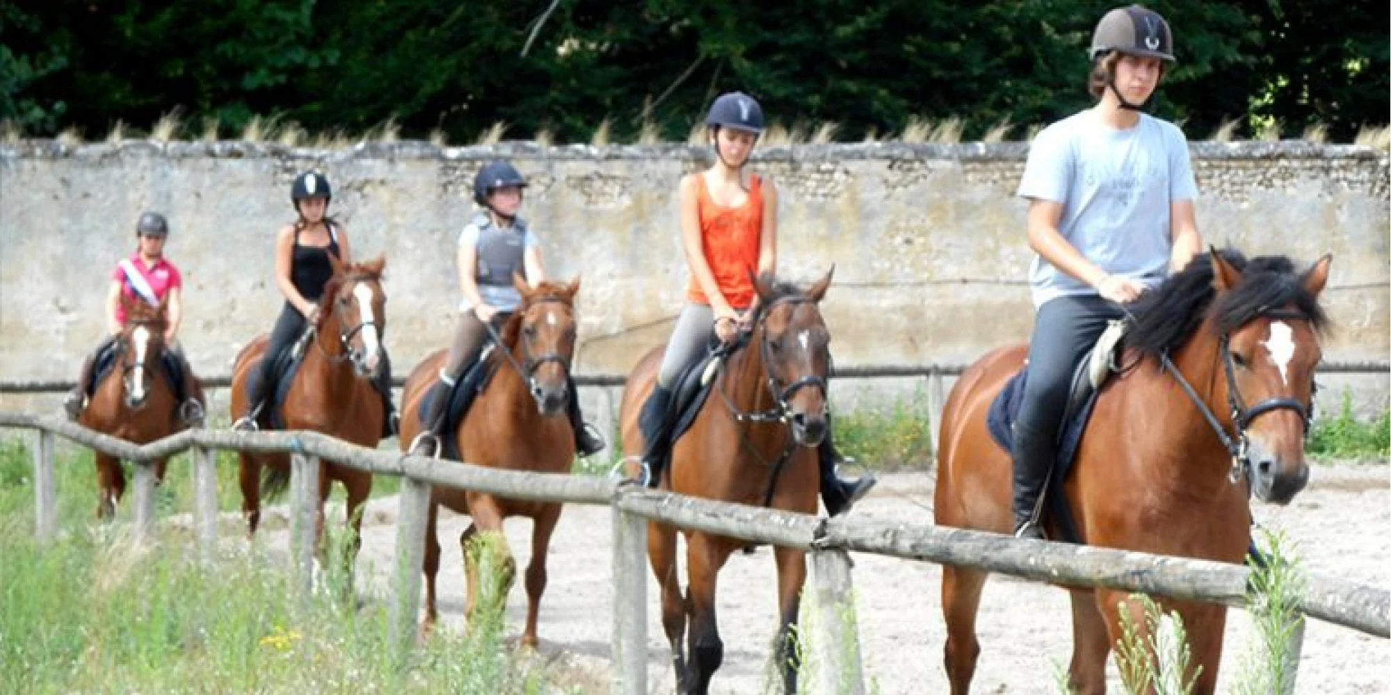 Personnes faisant de l'équitation
