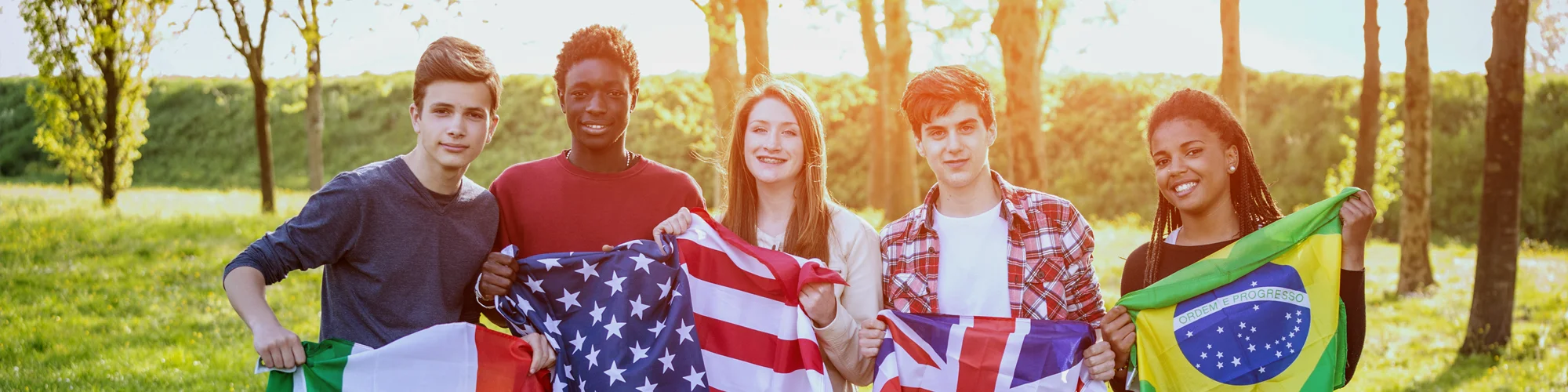 groupe jeunes multi-nationalités