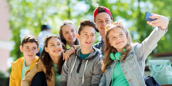 cours decouverte totnes adolescents selfie