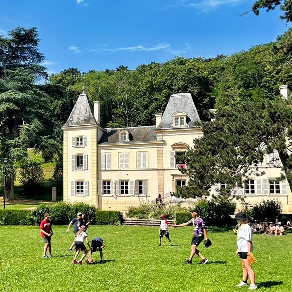 Centres American village