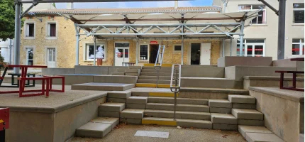 Colo anglais American Village centre entrée