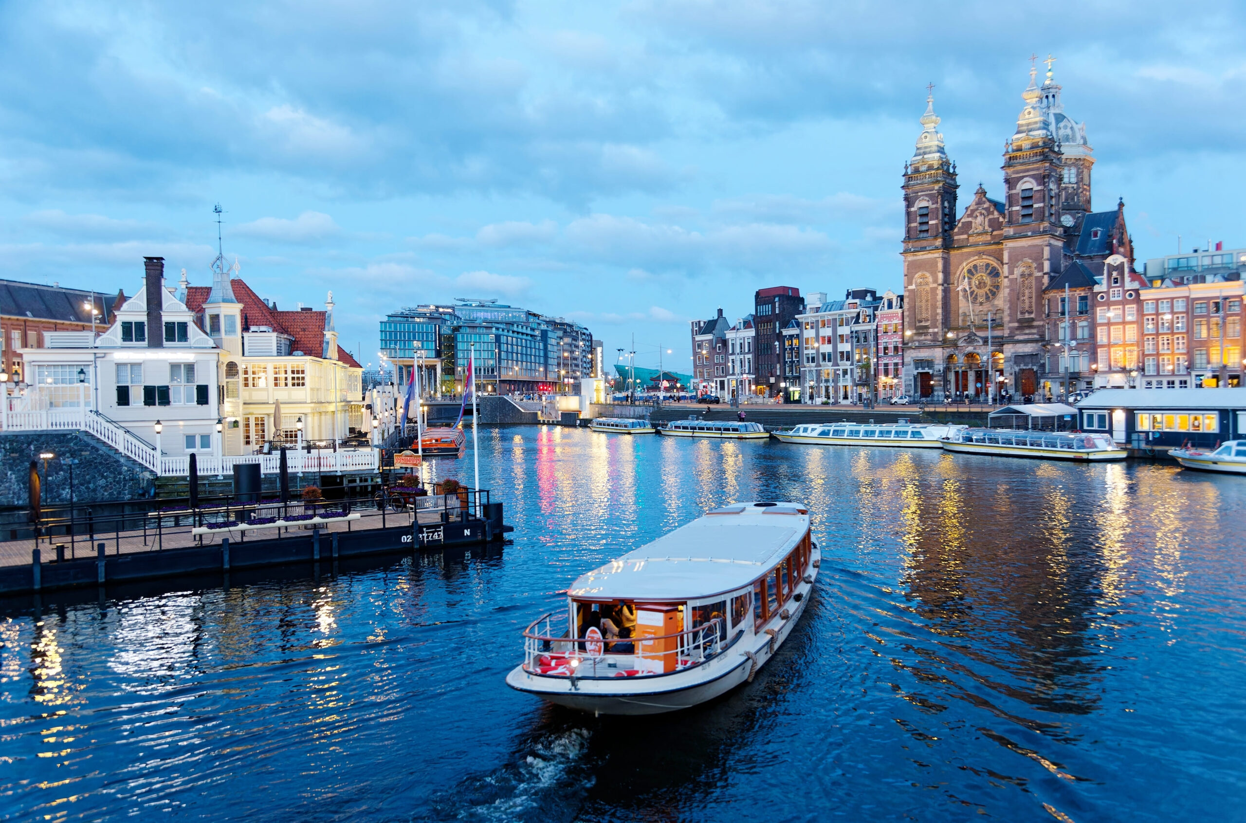 Du pays plat au port d’Amsterdam