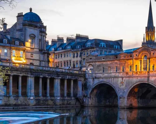 Bath : célèbre ville thermale