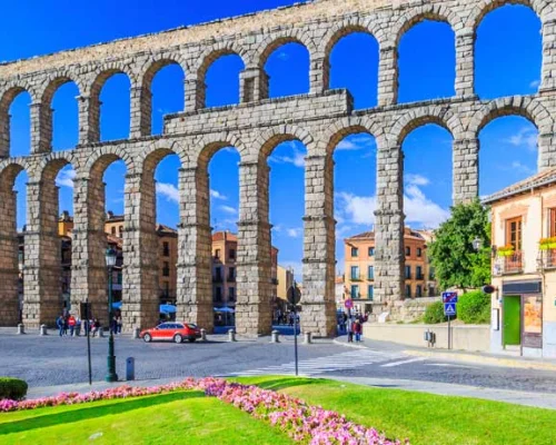 Ségovie, la belle romaine aux reflets d’ocre