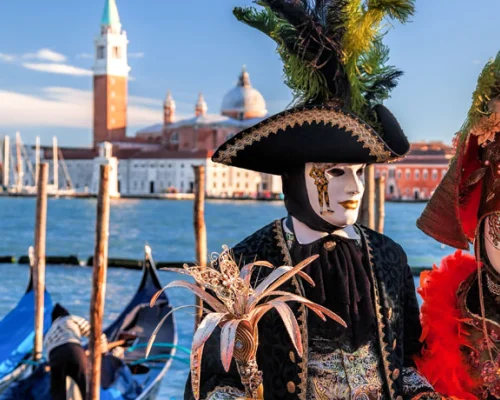 Mosaïques, masques et gondoles