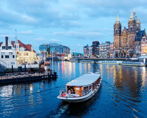 Du pays plat au port d’Amsterdam