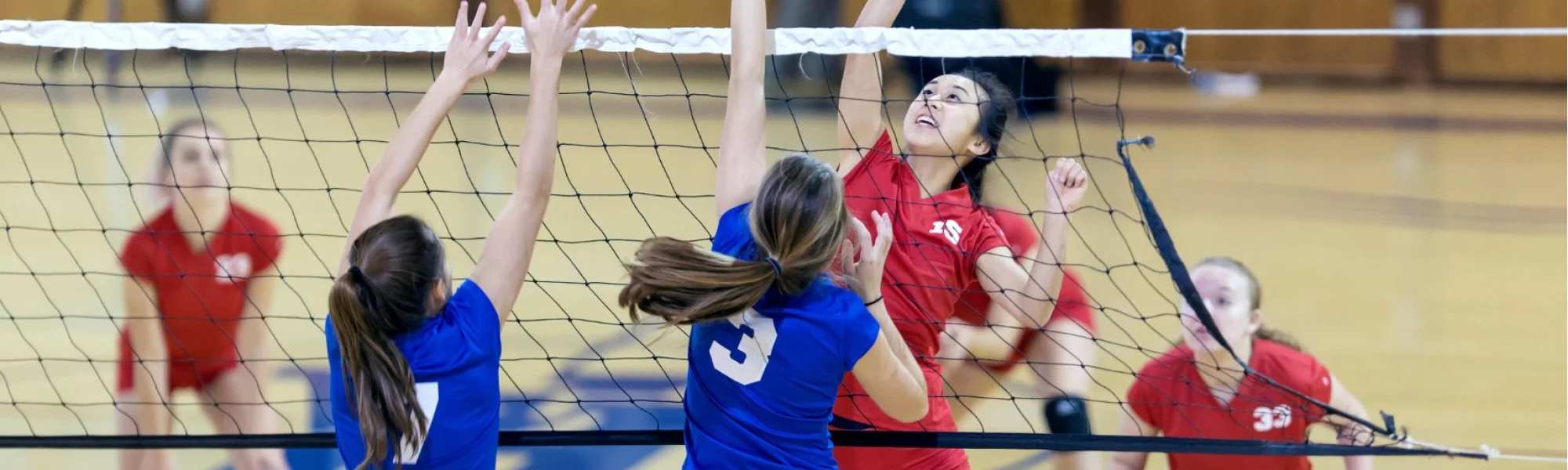 Attention : service smashé !